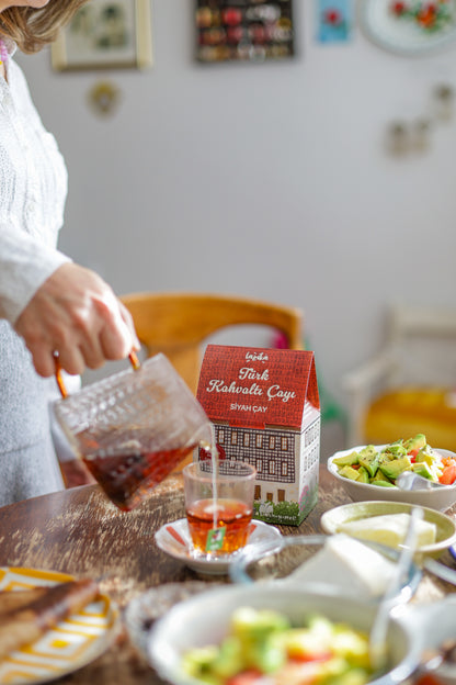 Türk Kahvaltı Çayı