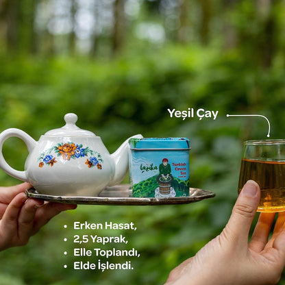 Geleneksel Türk Çayı Seti